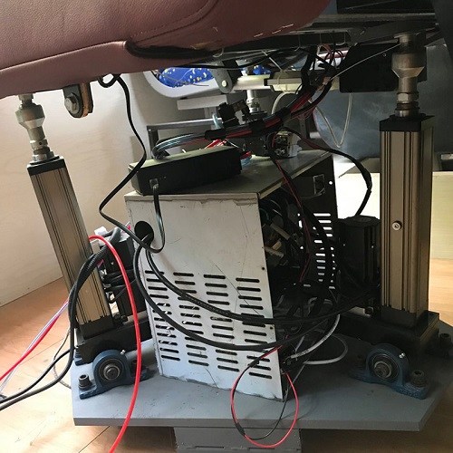 伺服电缸用于动感座椅安装调试